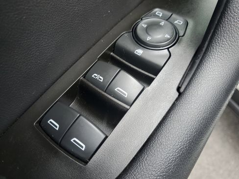 Used 2019 Chevrolet Blazer LT image 19