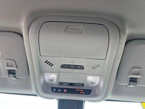 Used 2020 Chevrolet Equinox LT AWD/4WD image 31