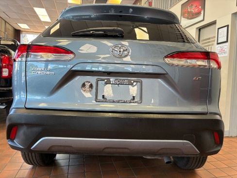 Used 2023 Toyota Corolla Cross LE FWD image 11
