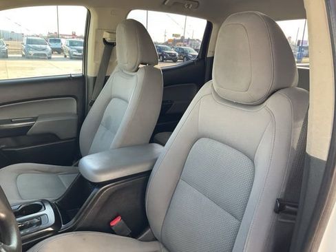 Used 2017 Chevrolet Colorado W/T w/ WT Convenience Package image 7