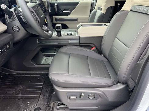 New 2026 GMC Hummer EV 2X image 17