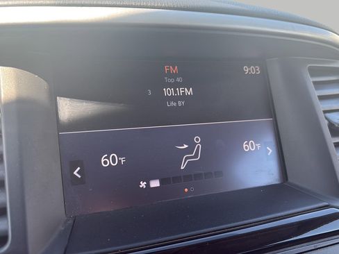 Used 2019 Nissan Pathfinder SV AWD/4WD image 20