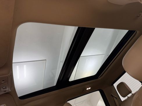 Used 2019 Ford F250 Lariat w/ Lariat Ultimate Package image 17