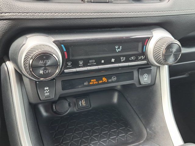 Certified 2025 Toyota RAV4 XLE AWD/4WD image 14
