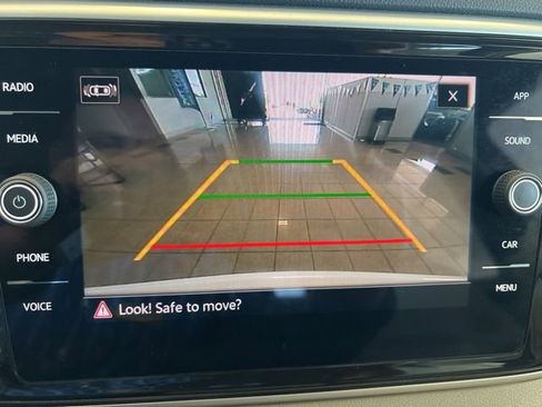 Used 2023 Volkswagen Atlas SE image 36