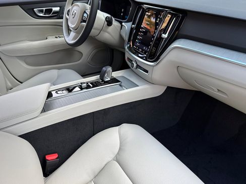 New 2025 Volvo V60 B5 Cross Country Plus w/ Protection Package Premier image 14
