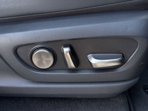 Used 2022 Lexus LX 600 F Sport w/ Accessory Package (Z1) image 33