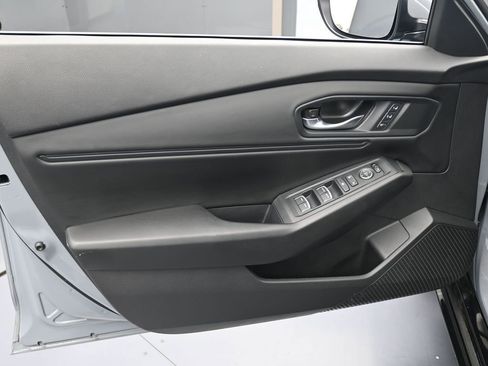 Used 2023 Honda Accord EX-L image 11