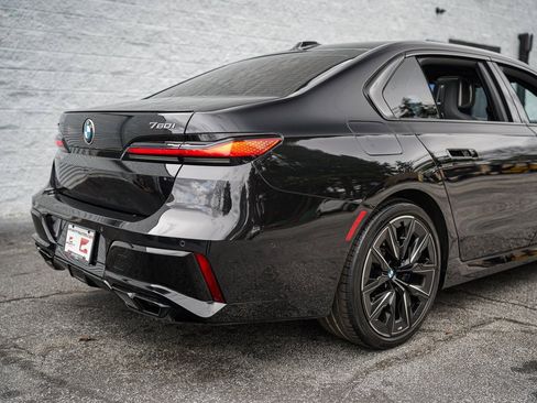 Used 2023 BMW 760i xDrive 760i xDrive w/ Executive Package image 15