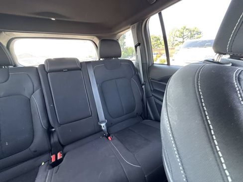 Used 2025 Jeep Grand Cherokee Laredo AWD/4WD image 14