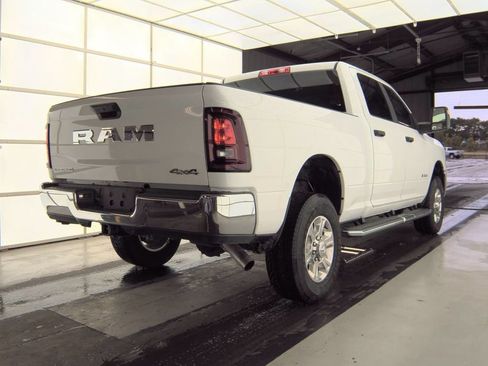 Used 2026 RAM 2500 Big Horn AWD/4WD image 5
