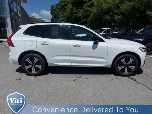 Certified 2025 Volvo XC60 T8 Plus w/ Protection Package Premier AWD/4WD image 9