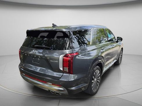Used 2024 Hyundai Palisade Calligraphy FWD image 6