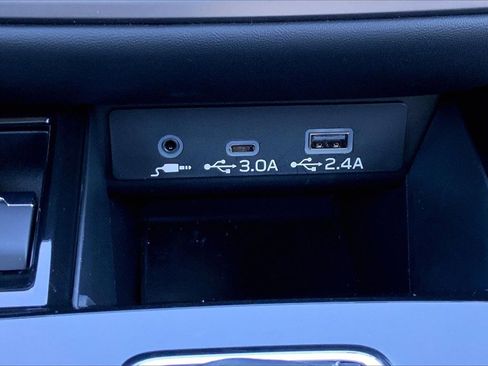 Certified 2025 Subaru Outback Premium image 16