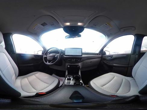 Used 2024 Ford Escape Active w/ Tech Pack #1 AWD/4WD image 21