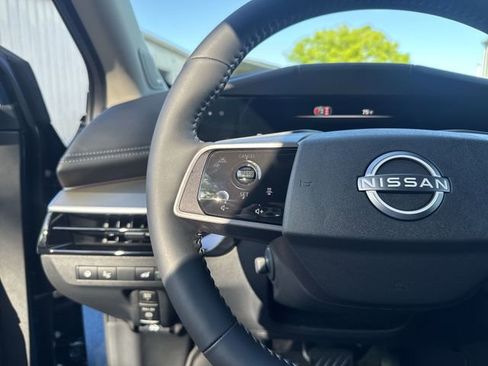New 2026 Nissan Murano Platinum AWD/4WD image 17