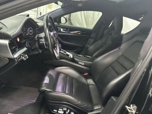Used 2020 Porsche Panamera GTS w/ Premium Package Plus image 19