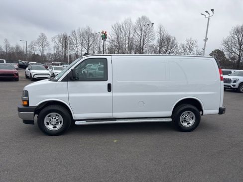 Used 2024 Chevrolet Express 2500 w/ Driver Convenience Package image 2