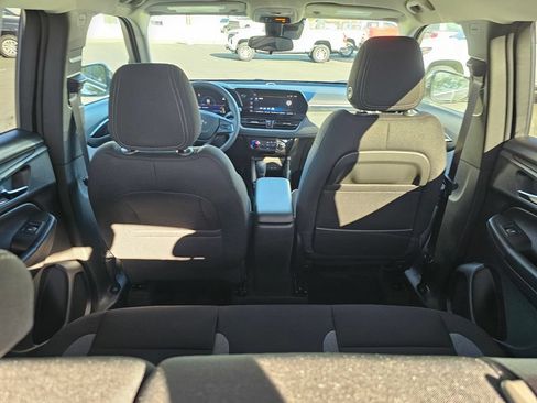 New 2026 Chevrolet TrailBlazer LT w/ Midnight Edition FWD image 16