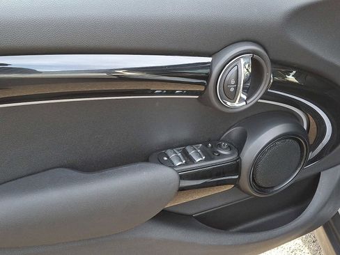 Certified 2023 MINI Cooper S image 8