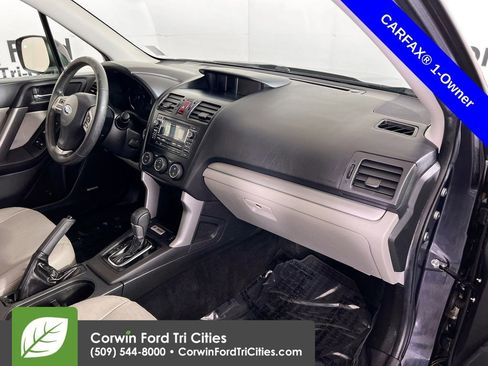 Used 2015 Subaru Forester 2.5i Touring AWD/4WD image 30