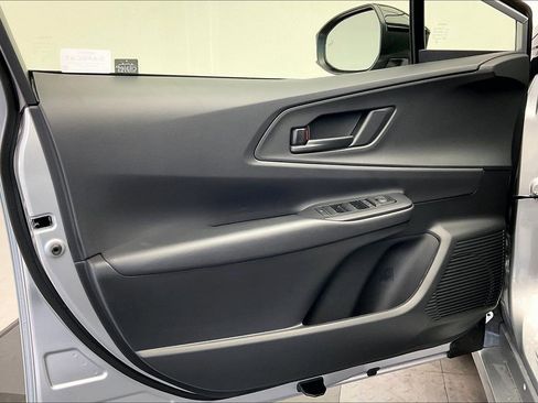 New 2026 Toyota Prius SE image 11