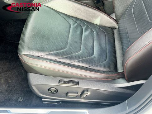 Used 2020 Volkswagen Jetta GLI Autobahn image 25