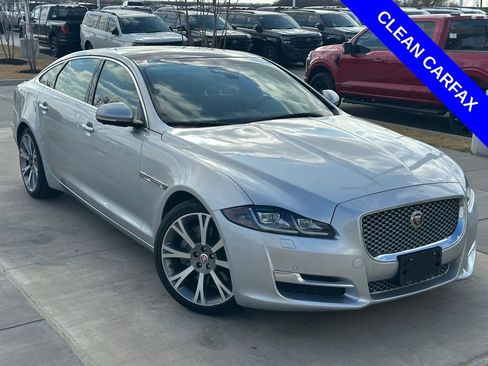 Used 2019 Jaguar XJ L Portfolio image 3