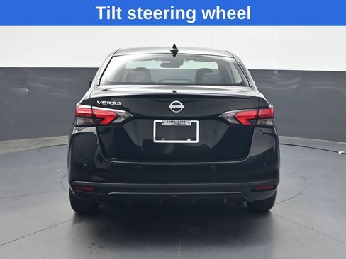 Used 2025 Nissan Versa SV FWD image 5