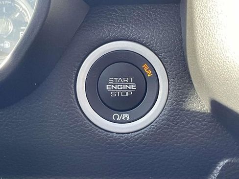 Used 2021 RAM 1500 Big Horn image 25