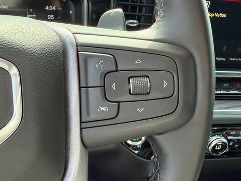 Used 2026 GMC Sierra 1500 SLT w/ SLT Premium Package AWD/4WD image 25