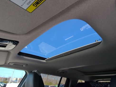 Used 2025 Hyundai Santa Fe Limited image 25