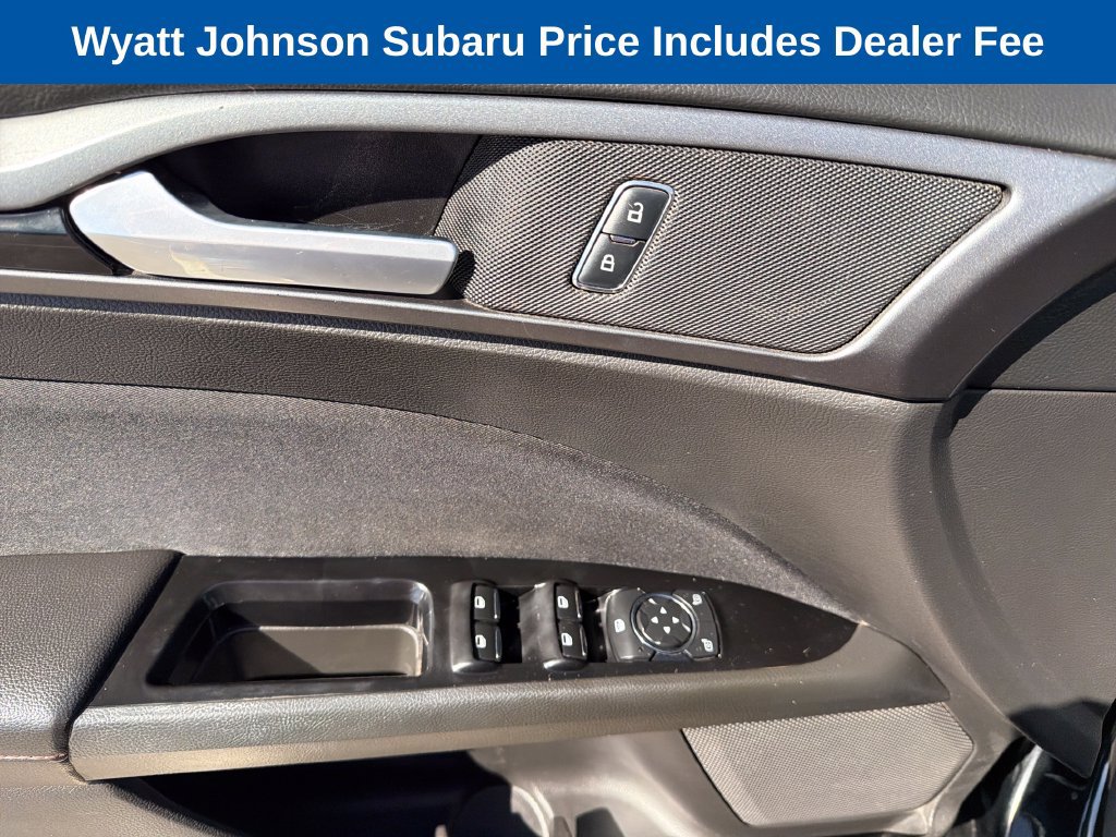 Used 2016 Ford Fusion SE w/ Equipment Group 201A FWD image 19