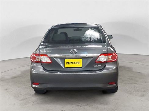 Used 2011 Toyota Corolla LE image 4