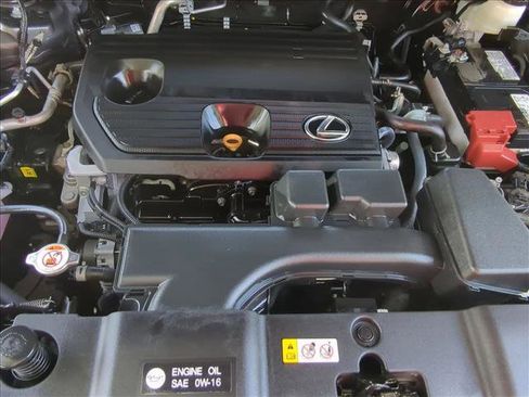 Used 2024 Lexus NX 250 FWD w/ Towing Package (2000 Lbs) image 22
