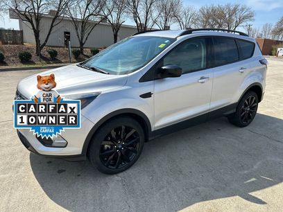 Used 2018 Ford Escape SE w/ SE Sport Appearance Package