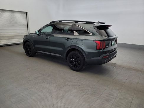 Used 2022 Kia Sorento S AWD/4WD image 3