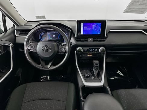 Certified 2024 Toyota RAV4 XLE image 21
