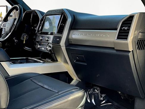 Used 2022 Ford F250 Lariat w/ Lariat Value Package image 29