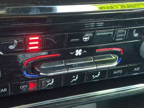 Used 2023 Jeep Grand Cherokee Altitude image 22