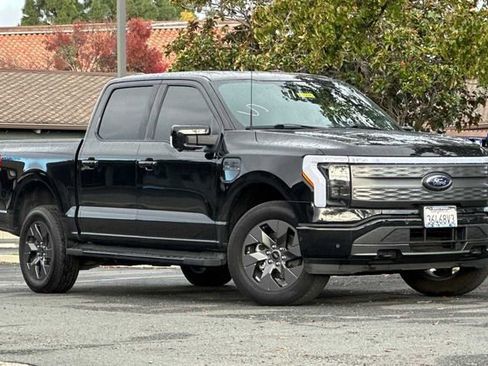 Used 2023 Ford F150 Lightning Lariat w/ Max Trailer Tow Package image 2