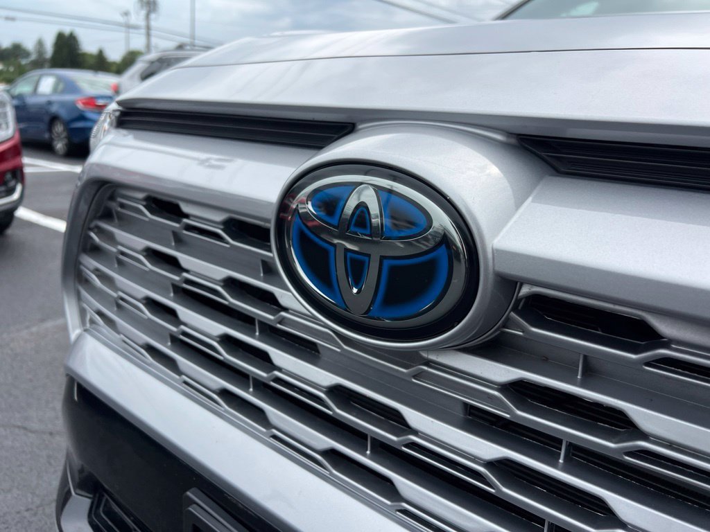 Used 2020 Toyota RAV4 XSE w/ All Weather Liner Package AWD/4WD image 30