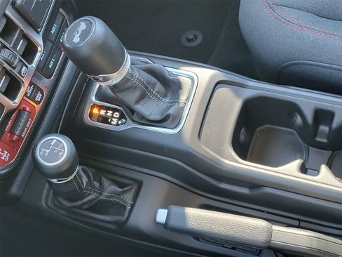 New 2026 Jeep Wrangler Unlimited Rubicon image 13