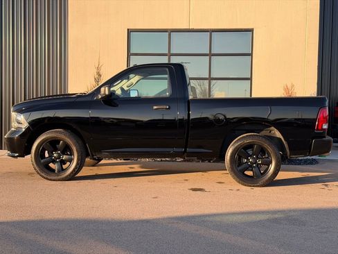Used 2014 RAM 1500 Express image 2
