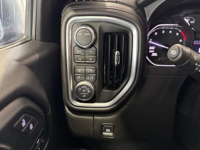 Used 2021 GMC Sierra 1500 SLT w/ SLT Premium Plus Package AWD/4WD image 18