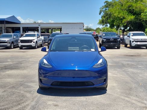 Used 2023 Tesla Model Y Long Range AWD/4WD image 8