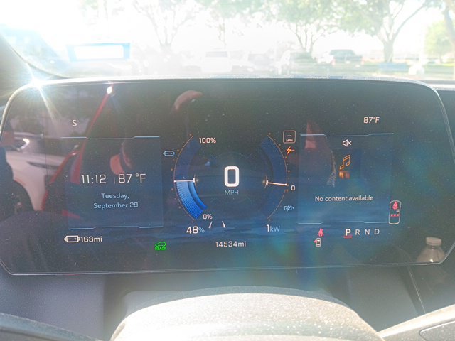 Used 2024 Chevrolet Equinox EV LT FWD image 5