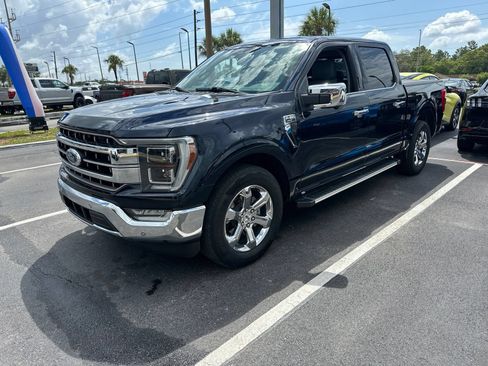 Used 2023 Ford F150 Lariat w/ Equipment Group 502A High RWD image 3