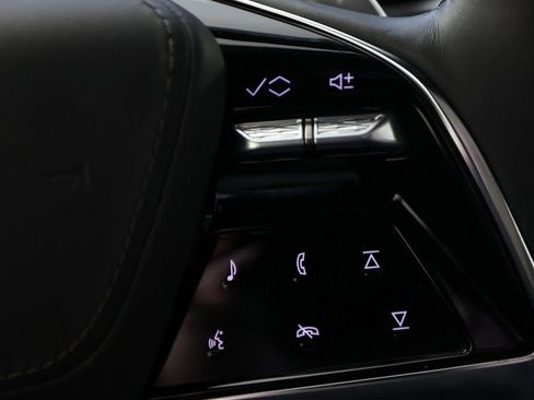 Used 2025 Cadillac Escalade Sport Platinum w/ LPO, Floor Liner Package image 27