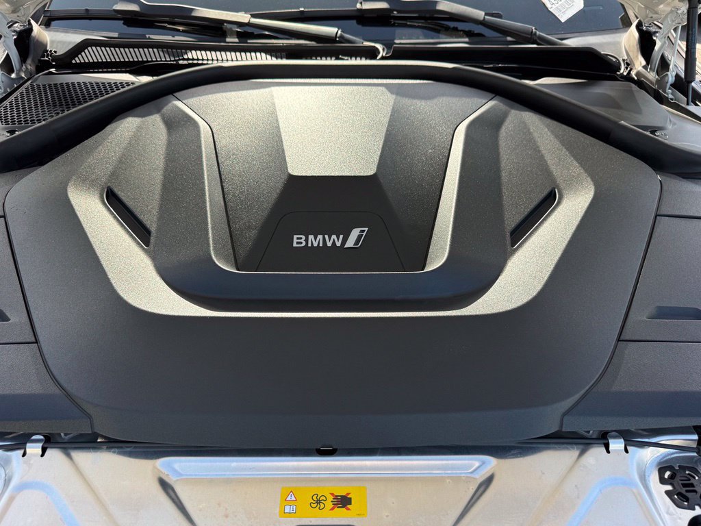 Certified 2024 BMW i4 eDrive40 w/ M Sport Package RWD image 34